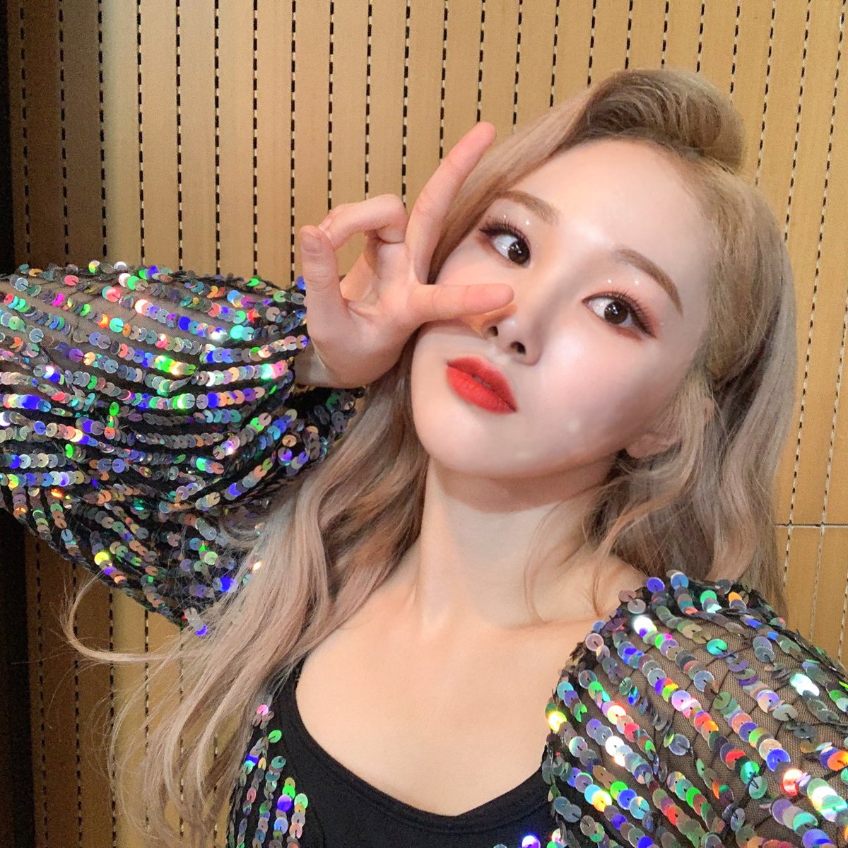 glammieshy's tweet photo. ․    [ 📸 ]  ִֶָ  𓂃  up𓏳dαtᥱ ✰ . .  𓏭   𝟳𝗦 𝗰𝗼𝗺𝗲𝗯𝗮𝗰𝗸 ₊ 𝙙𝙖𝙞𝙠𝙞 #⃞bıαაǝd . . 𔘓 ܝ

Muy guapos los siete secretos pero más mi bebé, estoy feliz de estar acá acompañándolos; mucho éxito reyes !! Megustasdaiki. ✨
#7SECRETSCB #PRESENT_YOU
#SWEET_LULLABY https://t.co/GbAxUmEPCb