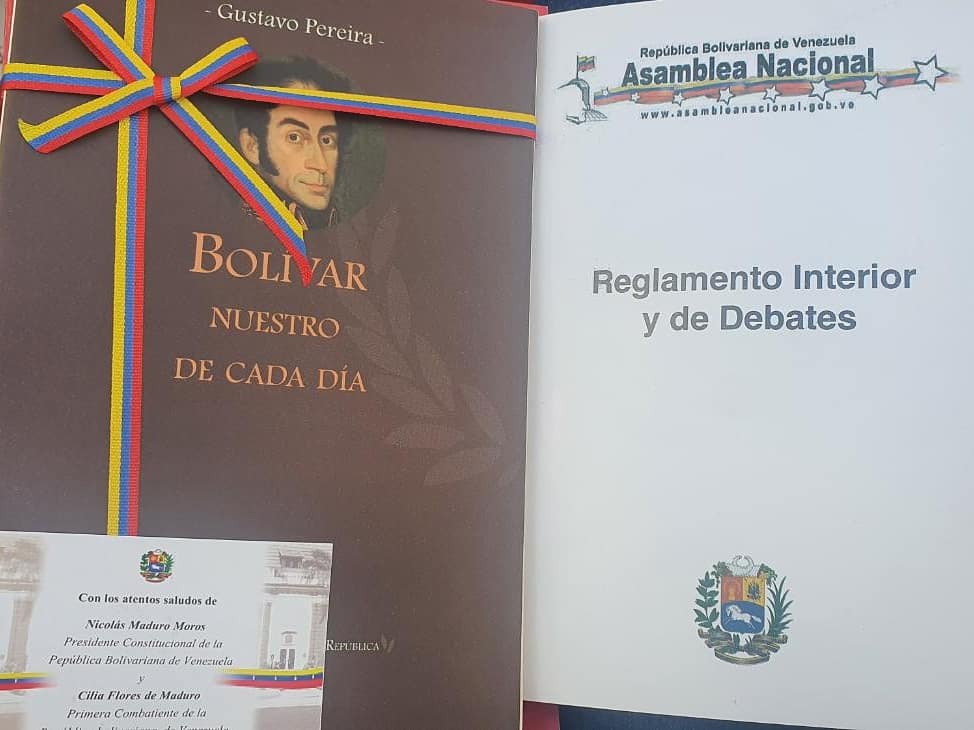 OrtilezAlexis's tweet photo. ¡Nos encontramos en formación!

Taller de Formación para Diputados y Diputadas a la Asamblea Nacional. https://t.co/7sYmThbxdf