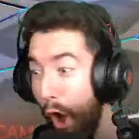 McLandoTwitch's tweet photo. When you make your connecting flight as they are shutting the doors for the SECOND TIME IN A ROW 

Picture Credit: @Captain_Icefire https://t.co/AaGI84hS8c