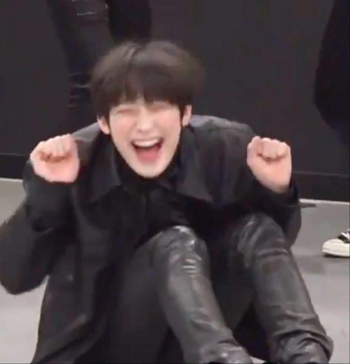 how to make your twitter tiny ; a thread