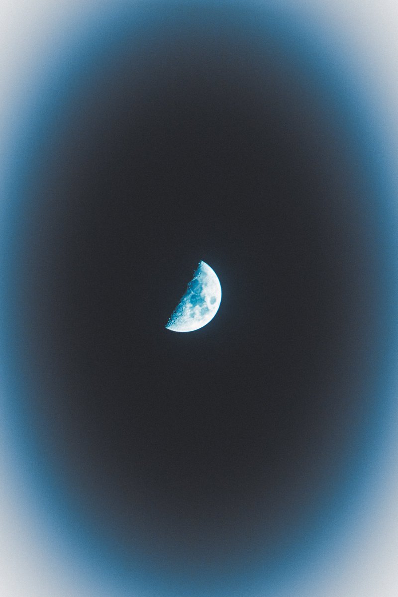 Yosnier_'s tweet photo. the winter solstice's moon https://t.co/FqNXeFwnT8