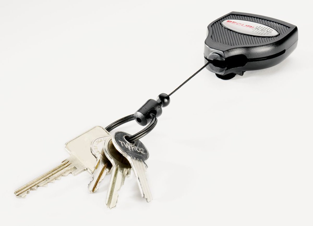 keybakmfg's tweet photo. Thanks to our partner, Secure A Key in the UK for sharing this story with us.  Great reason to always use KEY-BAK retractable keychains to secure keys for every part of your business, even delivery drivers and field technicians.    https://t.co/2MkA55wI9G https://t.co/9HzjCVefvP