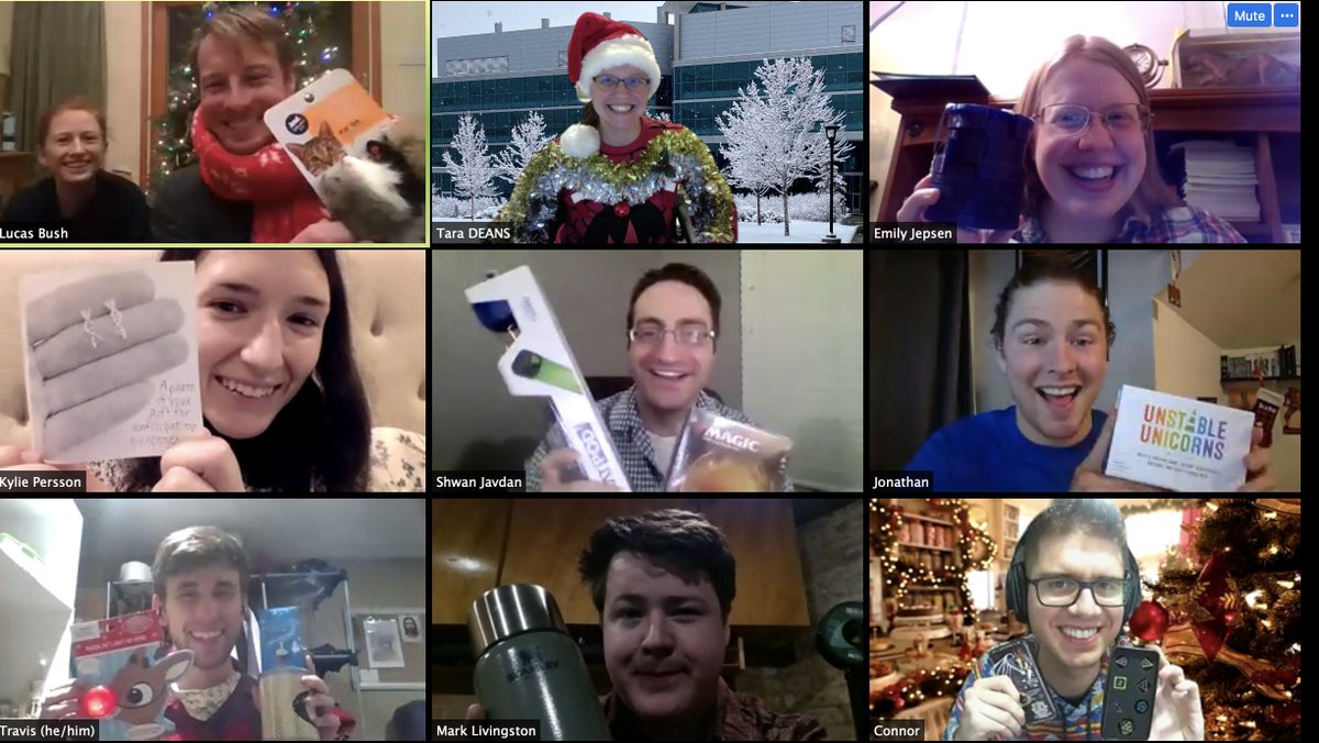 Happy holidays from @DeansSynBioLab! These are amazing students doing incredible things. @shrubsquad @irl_alchemist @Kylie_Persson @TheScienceMage @bacteria_boyy @TravisSeamons @LivingstonBME @conr8r