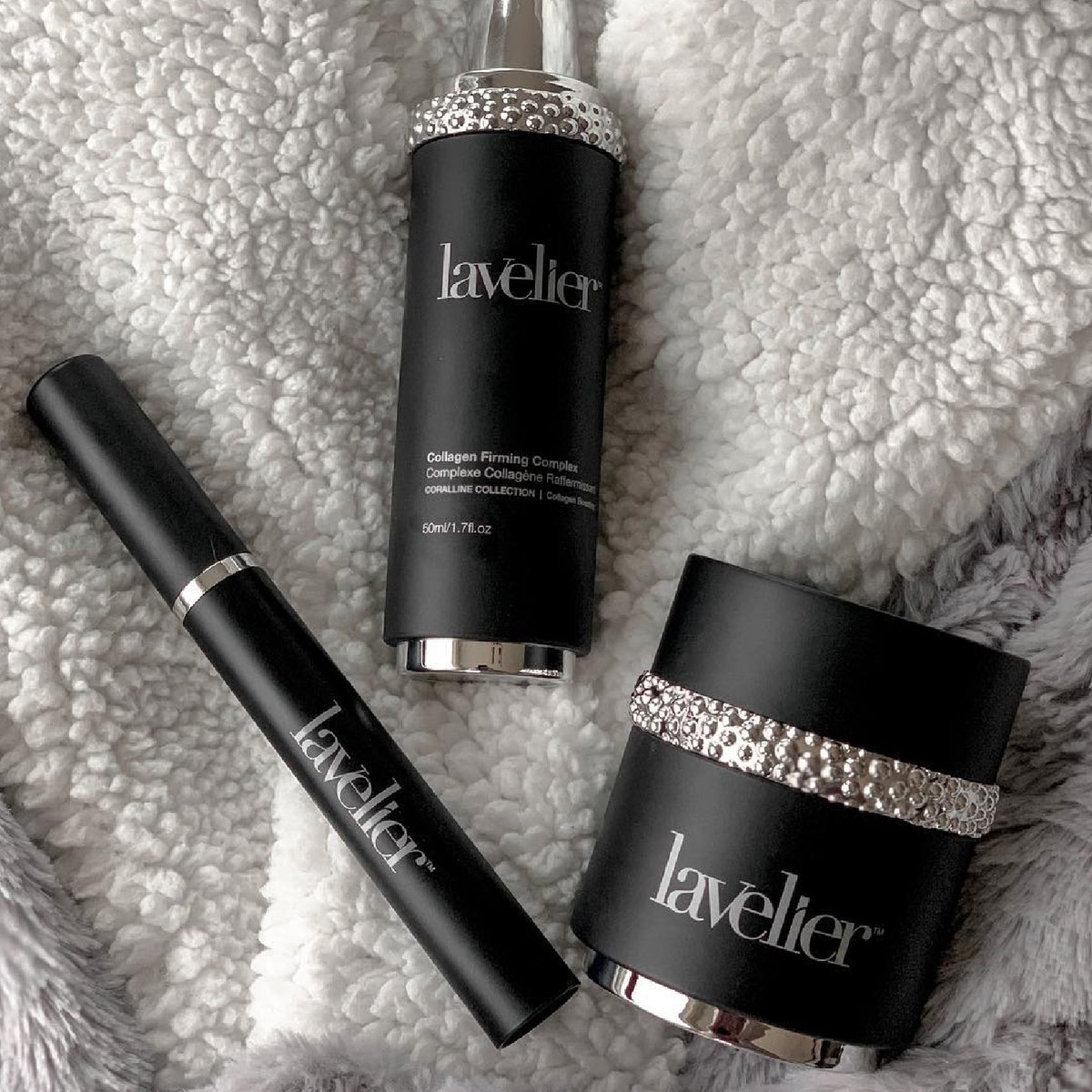 lavelier's tweet photo. The cozy holidays call for #RestAndRelaxation . The Coralline #Collagen collection is the perfect skincare system to re-tone tired, thin skin and add that youthful perk to a fatigued complexion.

Learn more at https://t.co/dhes0YNqJh

#beauty #skincare #selfcare #seaweed https://t.co/mTmjrvJLvf