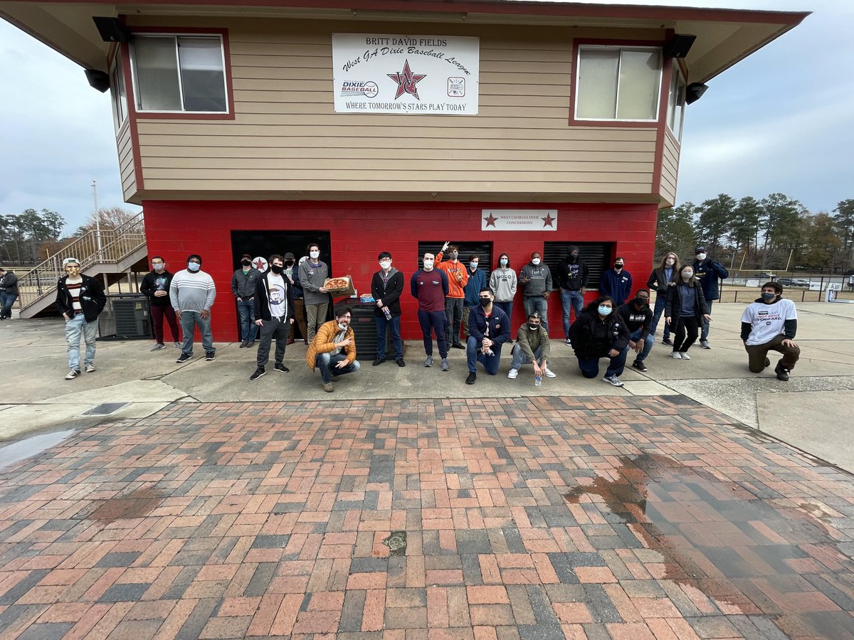 FancysSloth's tweet photo. Had an AMAZING time canvassing for the GAMER CAUCUS.
Can't think of a better community to be apart of. If you've been thinking of coming down but haven't I HIGHLY suggest you make it next time. I'll see all of you again in 2 weeks. #dggL https://t.co/xbf6Z1nYgc
