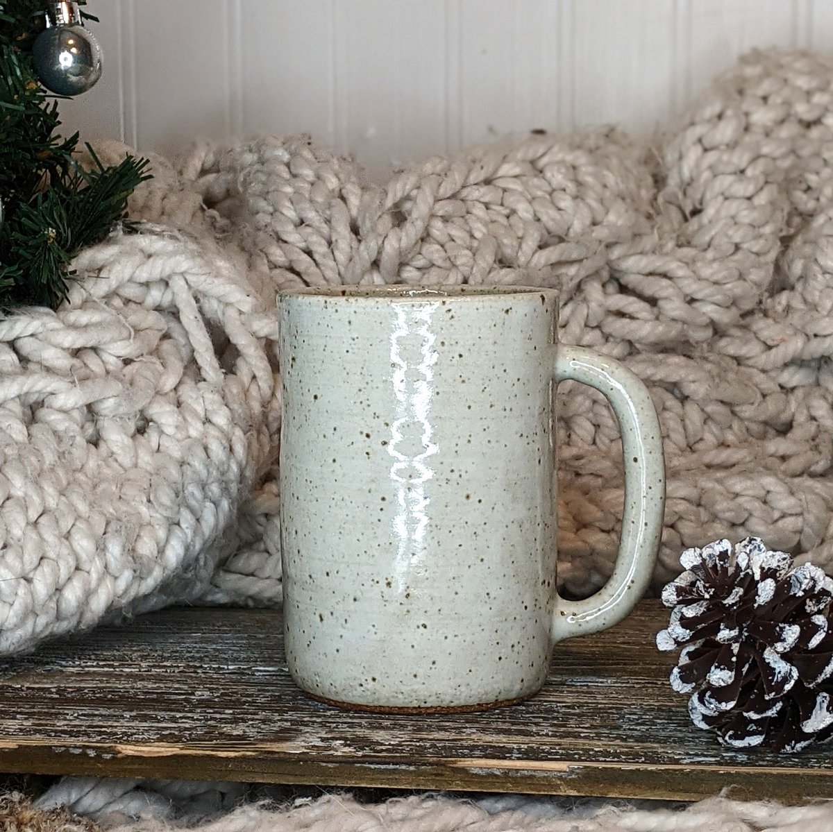 dobby_smith's tweet photo. 🎄CHRISTMAS SALE🎄

25% OFF ALL INVENTORY
(Mugs normally $25, now $18)

*Pictures are only some examples*

Get your last minute gifts!
DM me for full inventory photos 😊 https://t.co/1KCjJpnSZZ