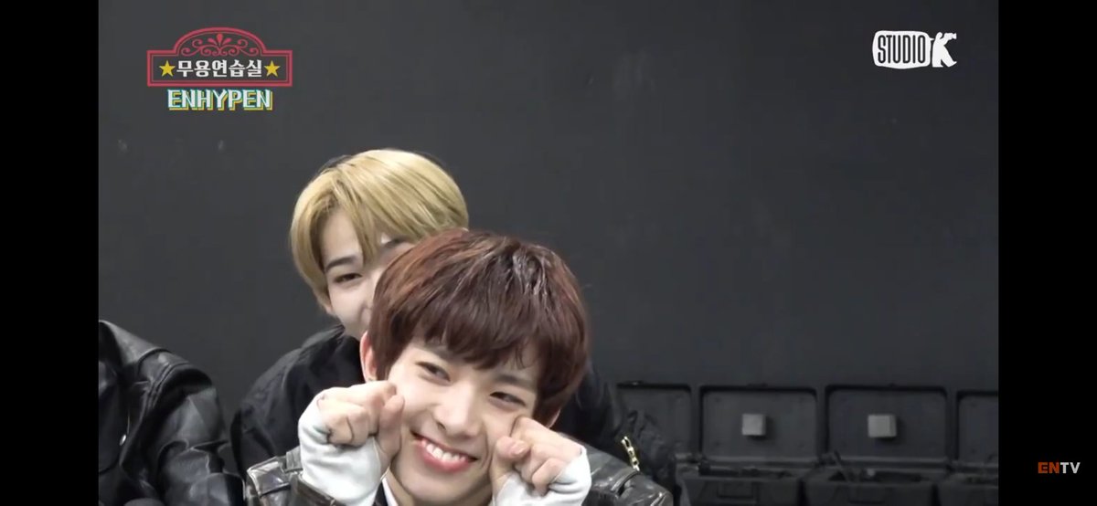 heeseung being cute:a thread