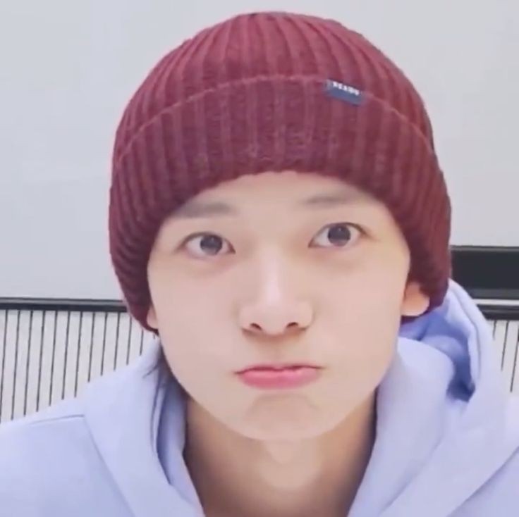 heeseung being cute:a thread