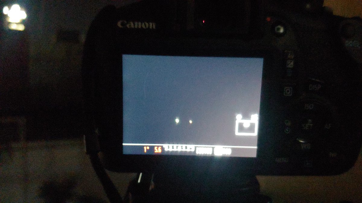 Batoosai's tweet photo. #JupiterySaturno #jupitersaturnconjunction https://t.co/OClVfGA4dS
