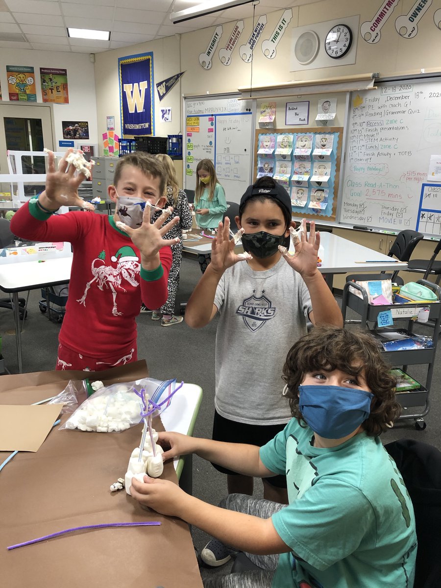 MsSingerEDU's tweet photo. Snowball fights in San Diego? #mssinger4th designed a wall to protect the LEGO person from the marshmallow snowballs...hilarious and fun! Perfect for the day before vacation. Happy Holidays! #delmarhillsk6 #DMUSD https://t.co/PoLJKOnCEa