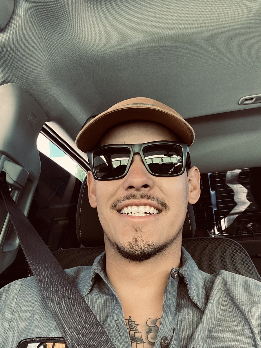 sketchyyjoe's tweet image. having good friends and doing things you love will really change your life. i haven’t been this happy in a long time and am thankful for everyone that has been there for me