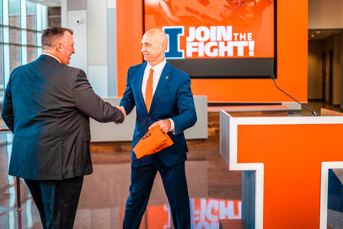 Illinois Football tweet media