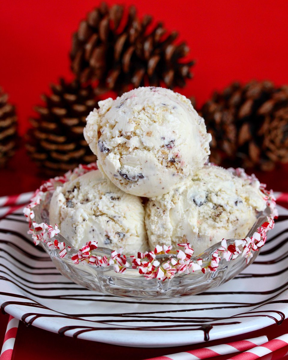 humphryslocombe's tweet image. Y’all been running like crazy for EVERYONE else. Time to #treatyoself before ya go cuckoo-bananas. #openfortakeout #openfordelivery 
👇
instagram.com/p/CJFUD7GgSzQ/…