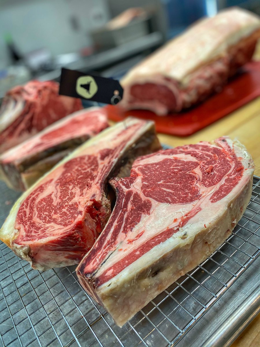 RichRosendale's tweet photo. Love these local dry aged beef rib Chops. 40 days is just about right. @DryAger_SA https://t.co/h8ZKHD48t4