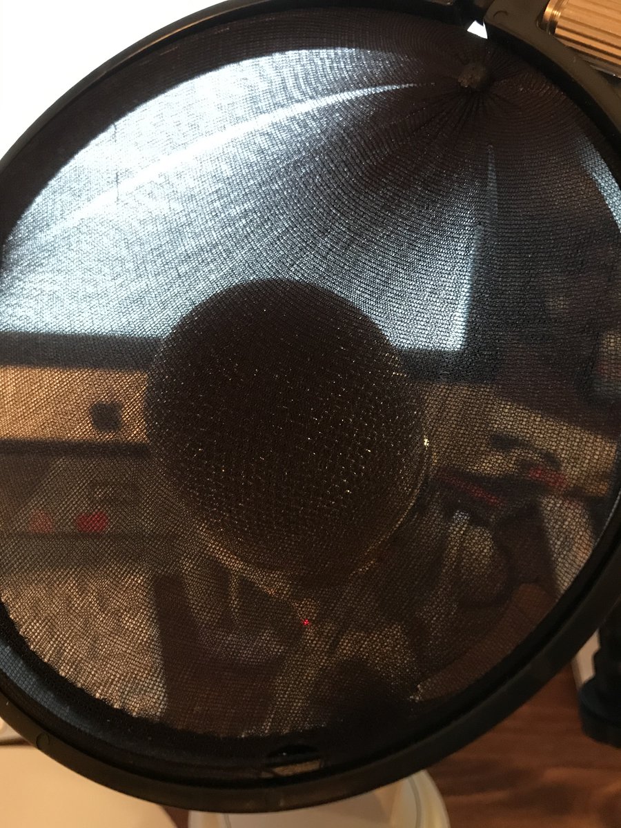 MuseumGirlsCan's tweet photo. New Year, working on new episodes. https://t.co/DgtKo3OeHv