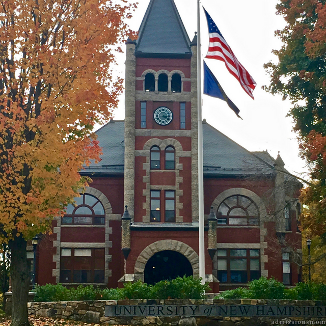 CollegeVizzy's tweet photo. #CollegeTourTuesday:⁠ The beautiful University of New Hampshire! Find out more about UofNH and over 500 other colleges at https://t.co/wTulOGEHwM #collegevizzy #collegevizzit https://t.co/rk3AczGu6y