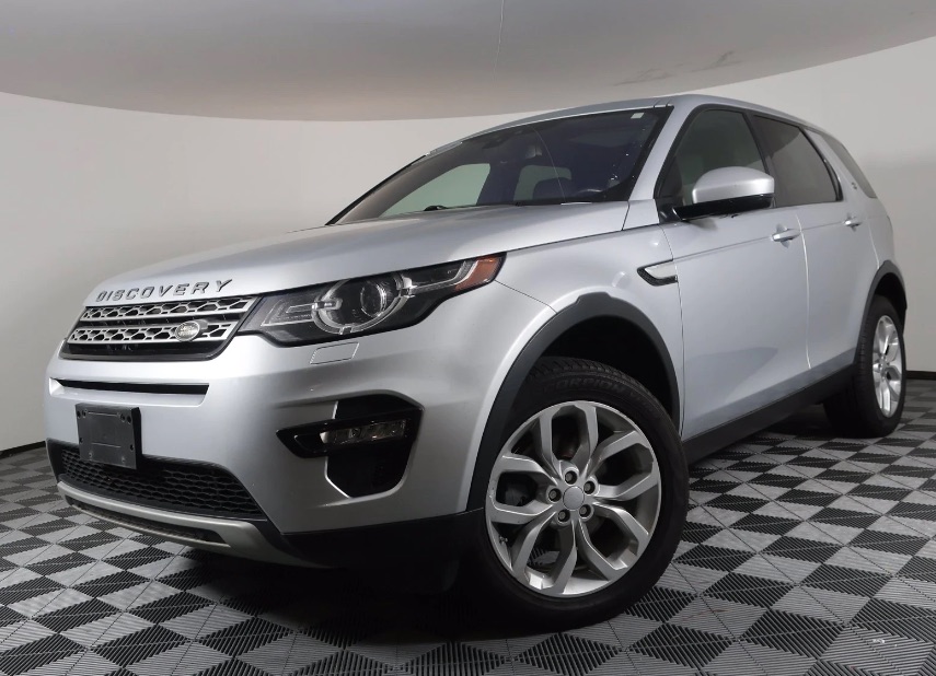 JLRNorthAtlanta's tweet photo. 🎊 New Year, New Car, New You: What could be better than kicking off 2021 in this Certified Pre-Owned 2017 Land Rover Discovery Sport HSE 4WD? https://t.co/Oe1GKAtsEL 🚙 😎 #landrovernorthatlanta #landrover #suvsforsale https://t.co/5DVsldW38G