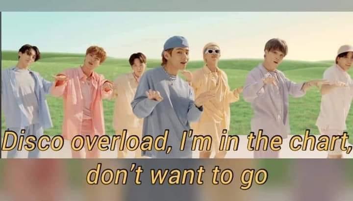 Cheesie7777's tweet image. Huhuhu tôi sợ con Nổ quá, xin nhắc lại là nó ra hồi tháng 8/2020 đấy hmu hmu🙉🙉🙉
Từ khi tôi đang nghỉ hè cho tới khi học xong cái HKI mà nó vẫn được hạn 5 BXH BBHOT100 với giựt cup đều đều là sao???:D
Hmu hmu hmu sợ🥺👉👈
#Dynamite #SaveLGO