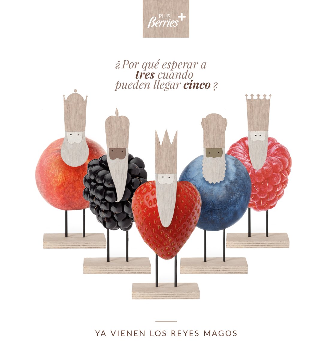 Los Reyes Magos ya están llegando, y este año son más de tres. Vienen cargaditos de regalos y de...¡SALUD! Os esperamos con impaciencia. 
#reyes #reyesmagos #5Enero #SSMM #berries #frutosrojos #frutadehueso #salud #healthylife #vidasana