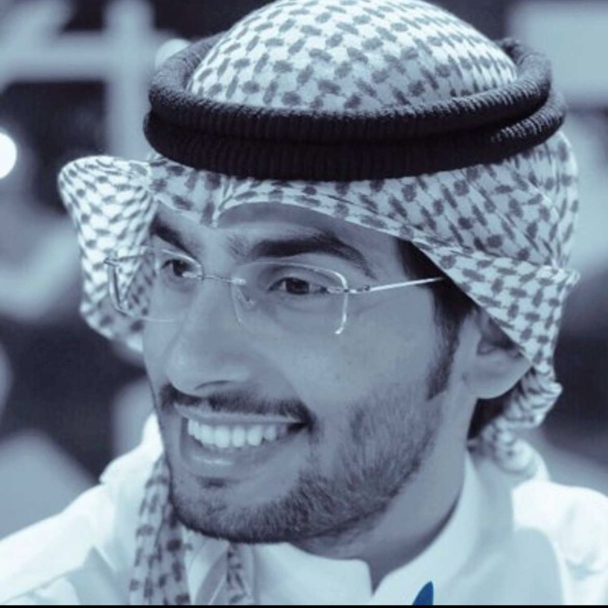 asjh87's tweet photo. جعل قبرك روضه من رياض الجنة ويبدلك دار خير من دارك واهل خير من اهلك

ما راح ننسى هذا القلب الطيب https://t.co/lFl1TfCRRT