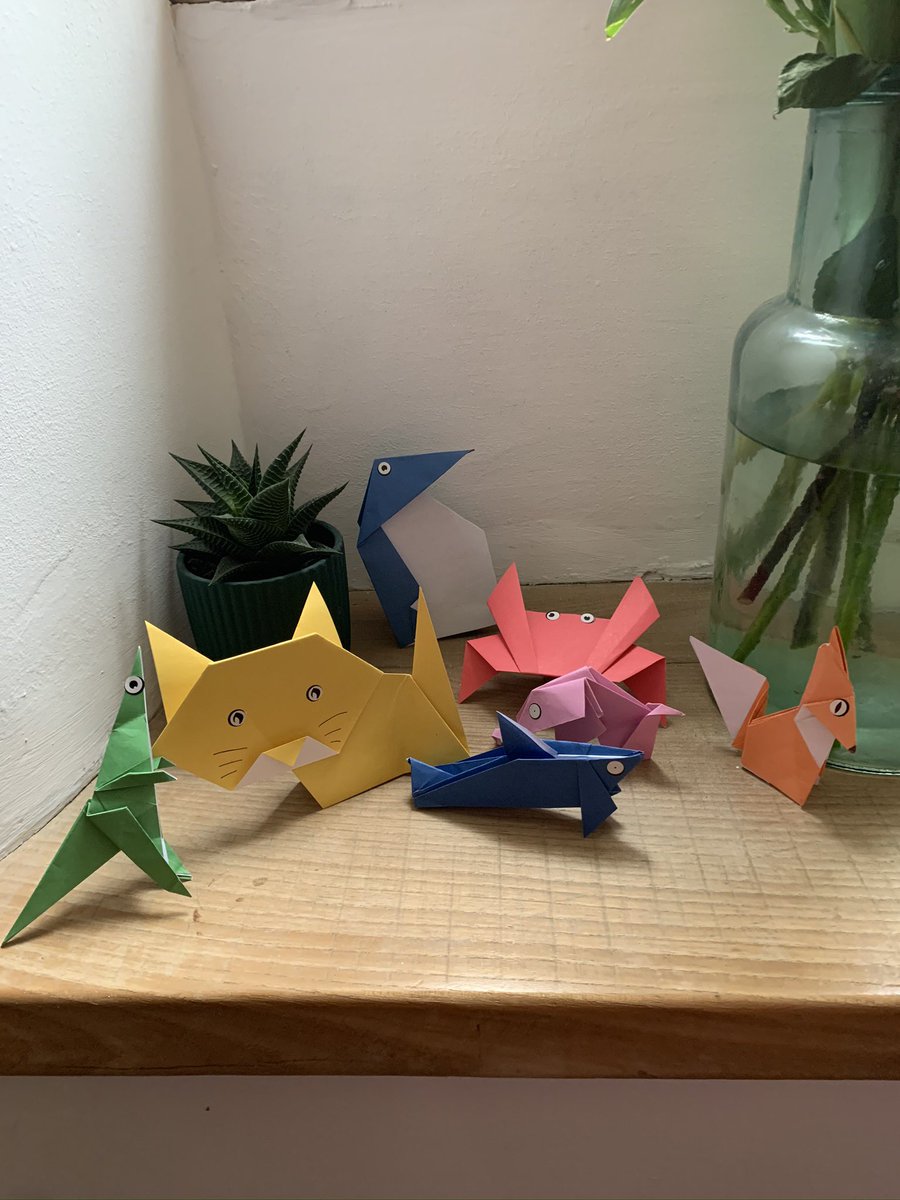 I’m resurrecting the Origami Challenge!! 

Here are my efforts from last year, think you can match or beat them?

Tweet me a picture of yours Year 7!

#origamichallenge