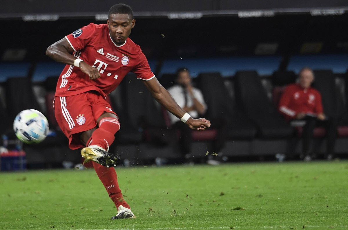 PARTIE 1 : INTRODUCTIONDavid Alaba est un joueur extrêmement polyvalent. En effet, il peut jouer latéral gauche, latéral droit, défenseur central, milieu défensif et même ailier gauche. De plus, c’est un joueur très adroit sur coups de pieds arrêtés, notamment sur coup franc...