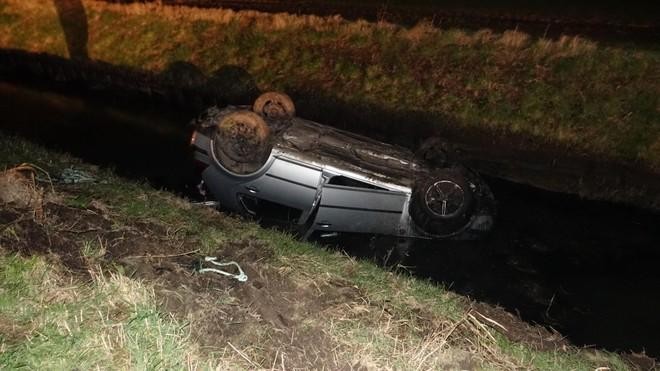 Bestuurder van de auto die ondersteboven in sloot bij Slootdorp werd aangetroffen, heeft volgens politie geen strafbaar feit begaan..