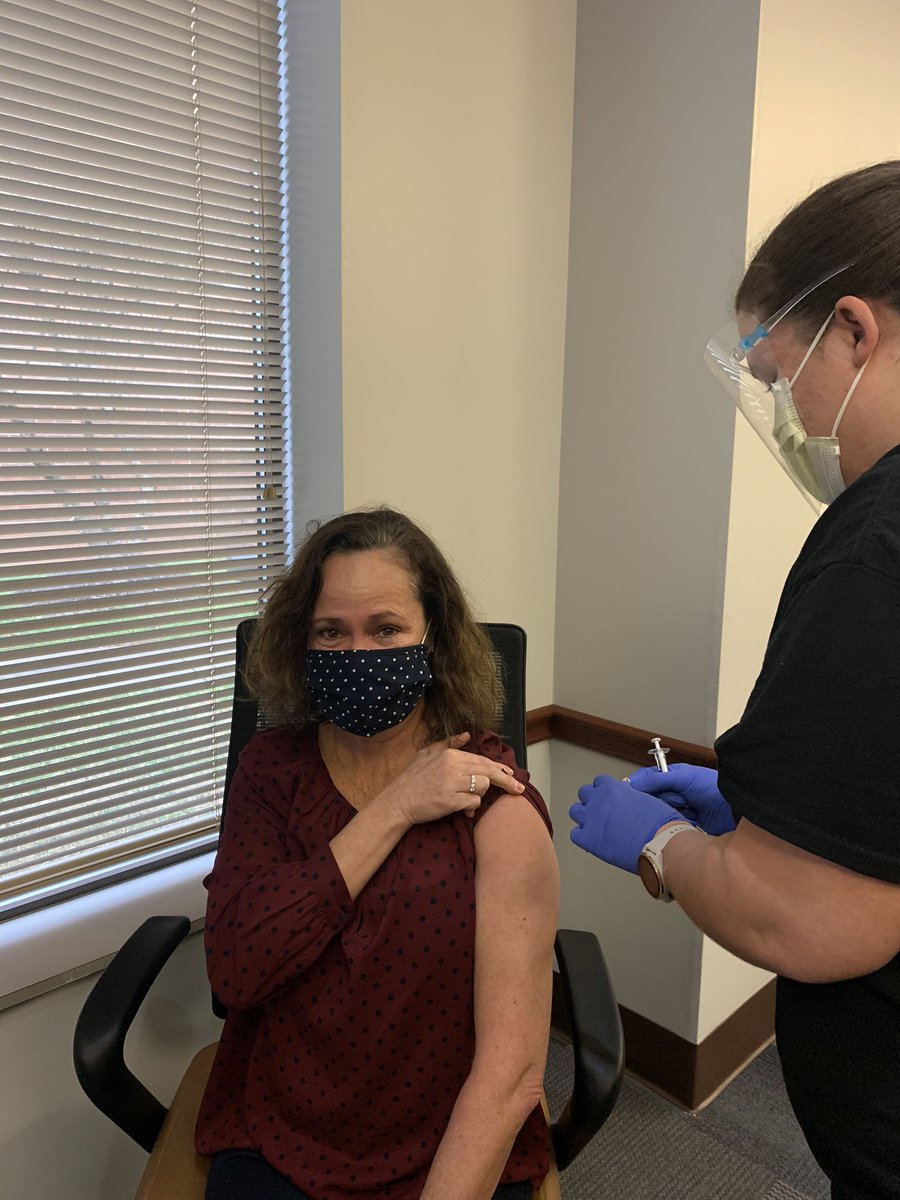 elkin_elem's tweet image. We are #chartingourcourse for a healthier tomorrow for our students, staff, and community 💙💛❤️ @elkincity @jennifer_hall68 @mrsrycroftelkin #leadership2021