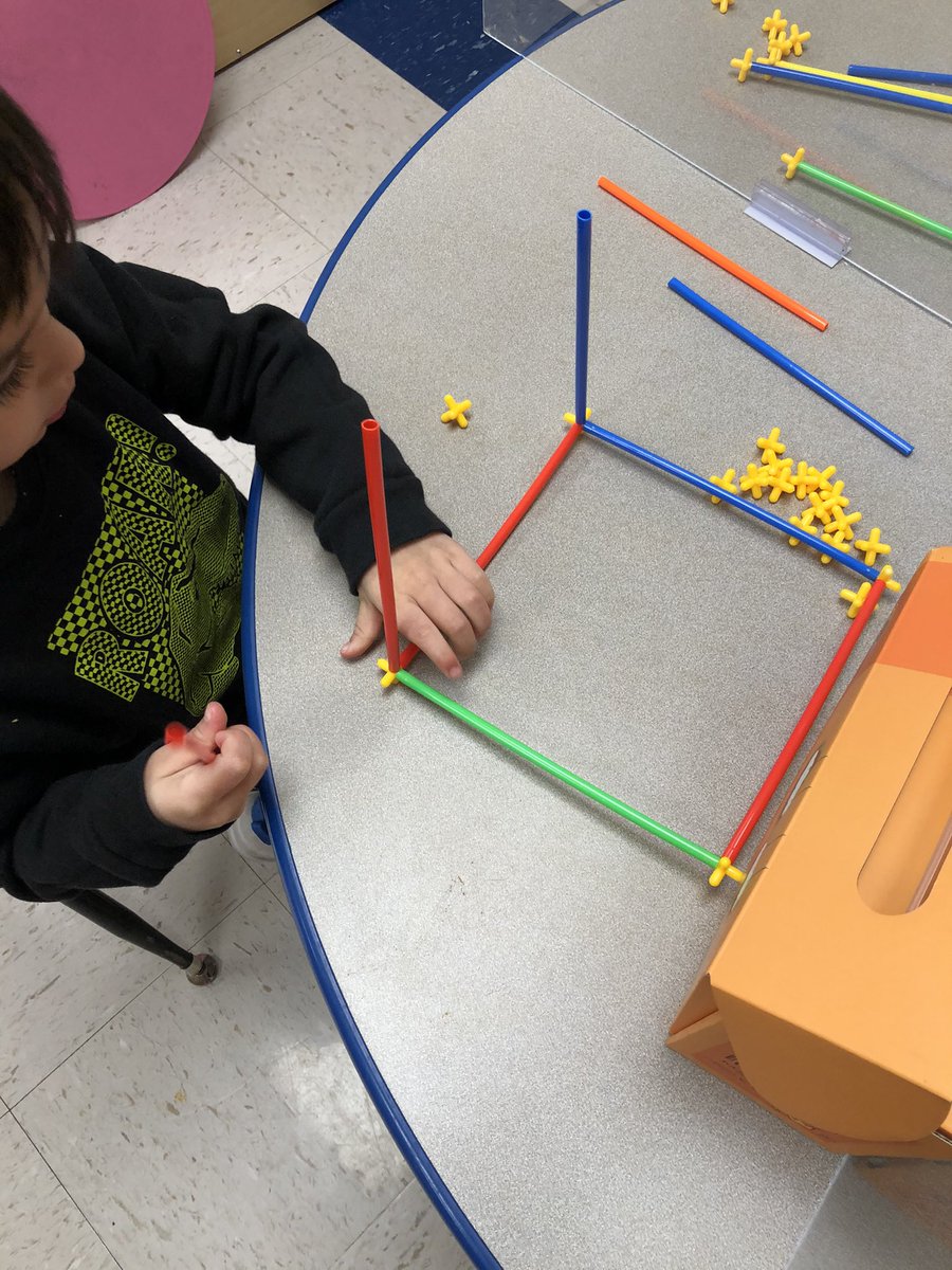 spotonspecialed's tweet photo. We introduced a new material during Small Group today! I ♥️ loose parts! #ECEIsThePlaceToBe #ILoveMyJob https://t.co/RlkAefPzDq