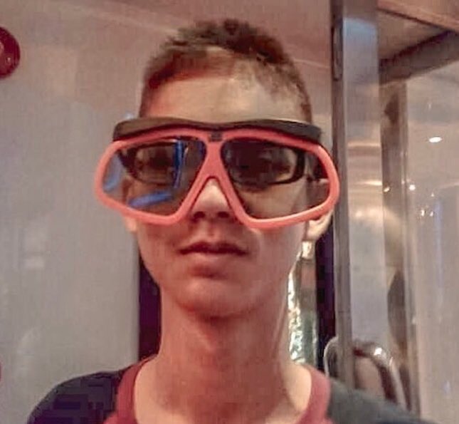 jumborightwin's tweet photo. the professional                 yung 
diver                                   sisisidin https://t.co/sGqzvHPArz