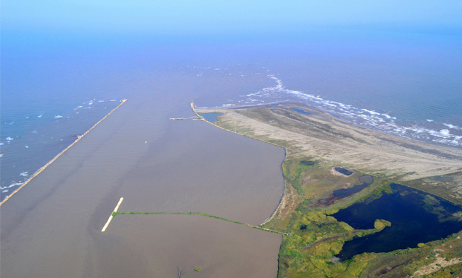 Cormagdalena's tweet image. #Comunicado 📃 Gobierno Nacional reafirma su compromiso con Barranquilla para garantizar que el canal de acceso al puerto tenga equipos de dragado de mayor capacidad en 2021.

- Más información 👇 
dc02eja.cormagdalena.gov.co/index.php?idca…