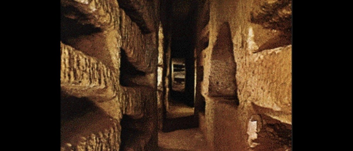 Vatikan Tunnels... 