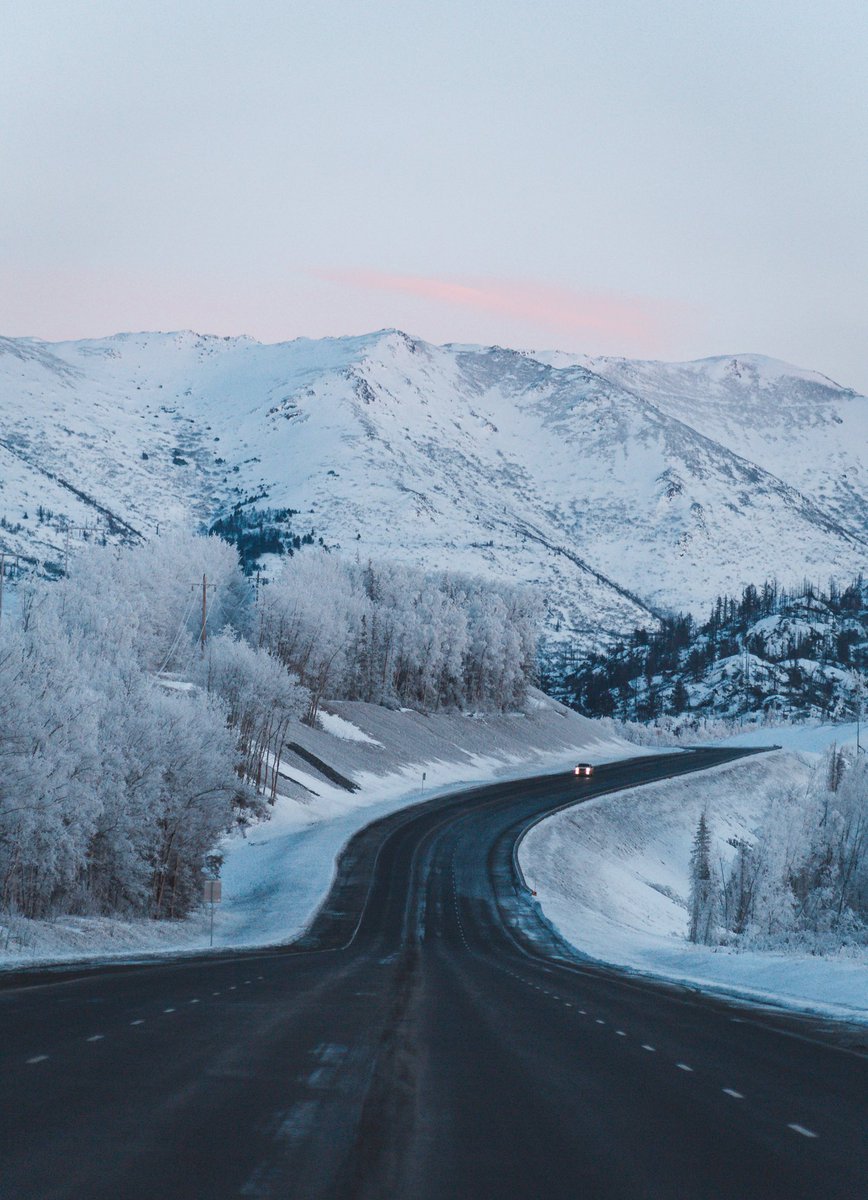 viewswithellen's tweet photo. 4pm sunsets at -6 degrees ✨❄️ https://t.co/IWDyCjsGVU