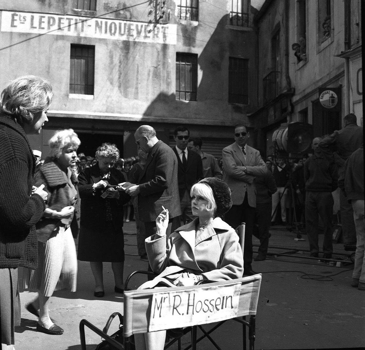 technicolrblue's tweet photo. Brigitte Bardot during the making of Le Repos du guerrier, 1962 https://t.co/eN97Hawdu2