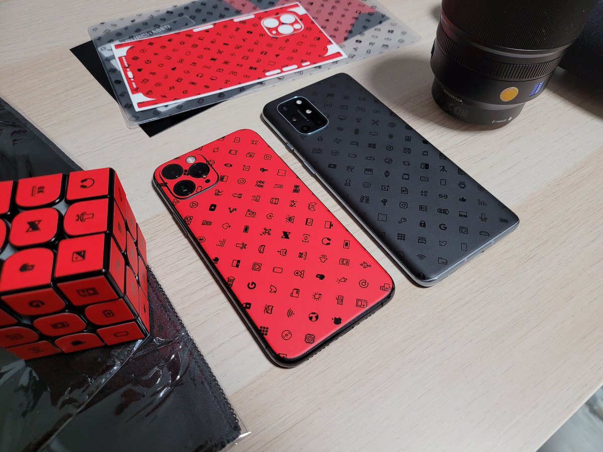 Tech2hu's tweet image. Im in! @MKBHD @dbrand #icons #iphone11pro #oneplus8t #tech2hu