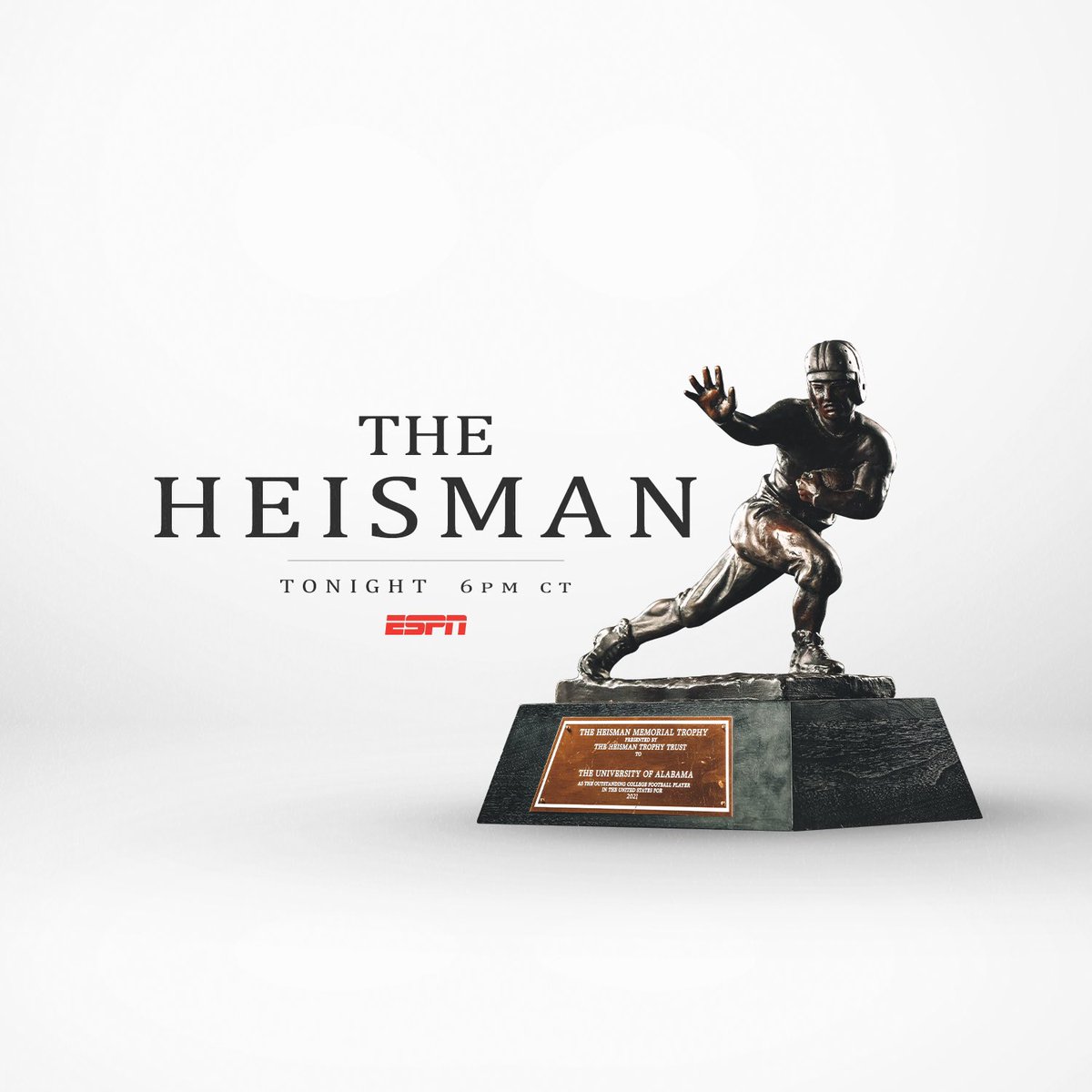 AlabamaFTBL's tweet photo. Heisman Trophy Day. 🏆 

#BamaFactor #RollTide https://t.co/dEfRR4frs8