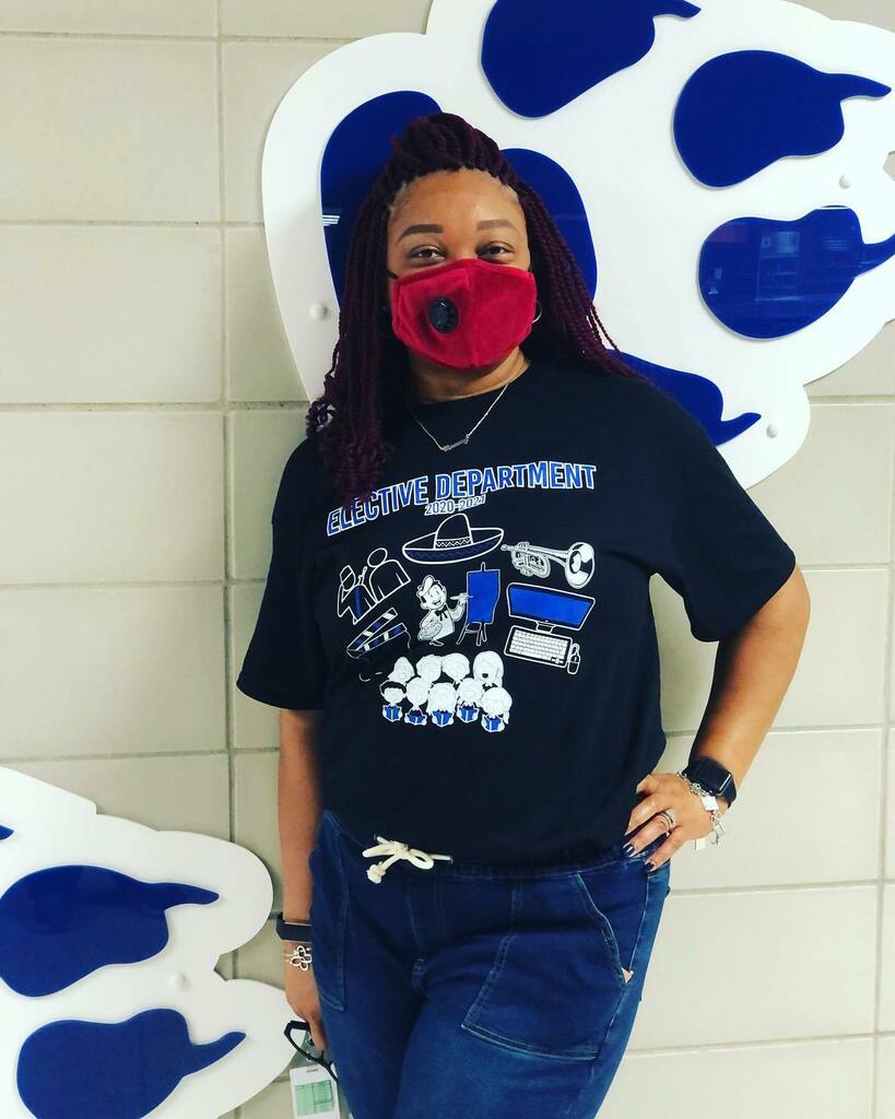 TeeBullard's tweet photo. Back to business!!! .
.
.
.
.
#educator #aldineleads #iTeach #aldineanywhere #pumaspluggedin #return2learn #taughtbymrstee  #teacher https://t.co/DZZeE4LAEg https://t.co/OuhDLbeP0P