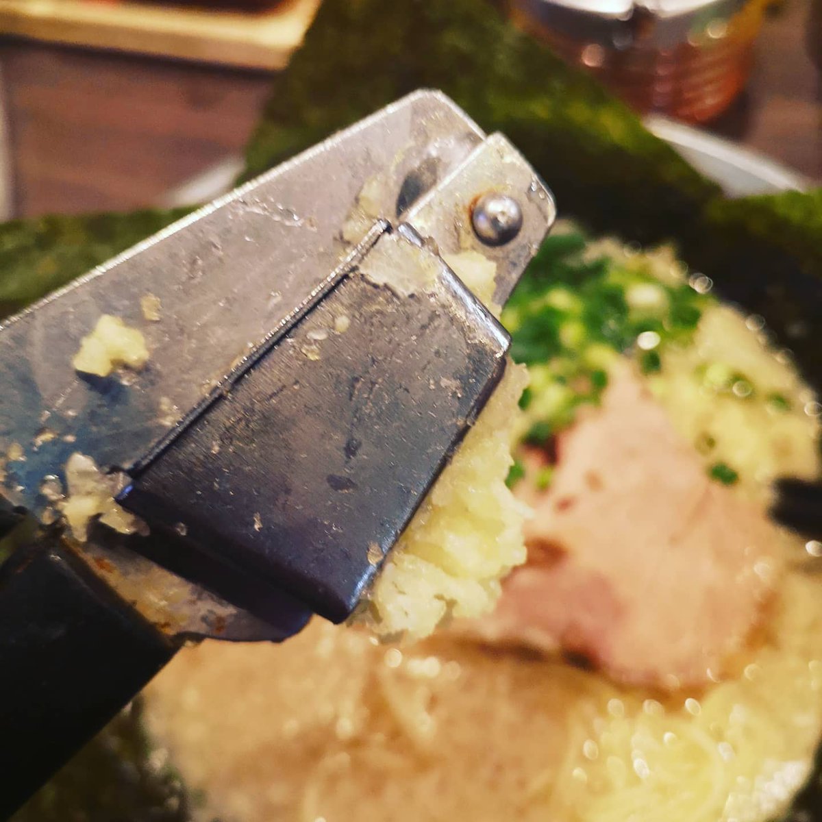 ねこ Numero らーめんにんにくや 小平店 のりらーめん 800円 いつ食べても感動するおいしさ コロナの緊急事態宣言のため 1 8から今月末まで休業予定とのことです 早く情勢が落ち着きますように ラーメン グルメ ラーメン巡り ラーメン ねこ Numero らーめんにんにくや 小平店 のりらーめん 800円 いつ食べても感動するおいしさ コロナの緊急事態宣言のため 1 8から今月末まで休業予定とのことです 早く情勢が落ち着きますように ラーメン グルメ ラーメン巡り ラーメン