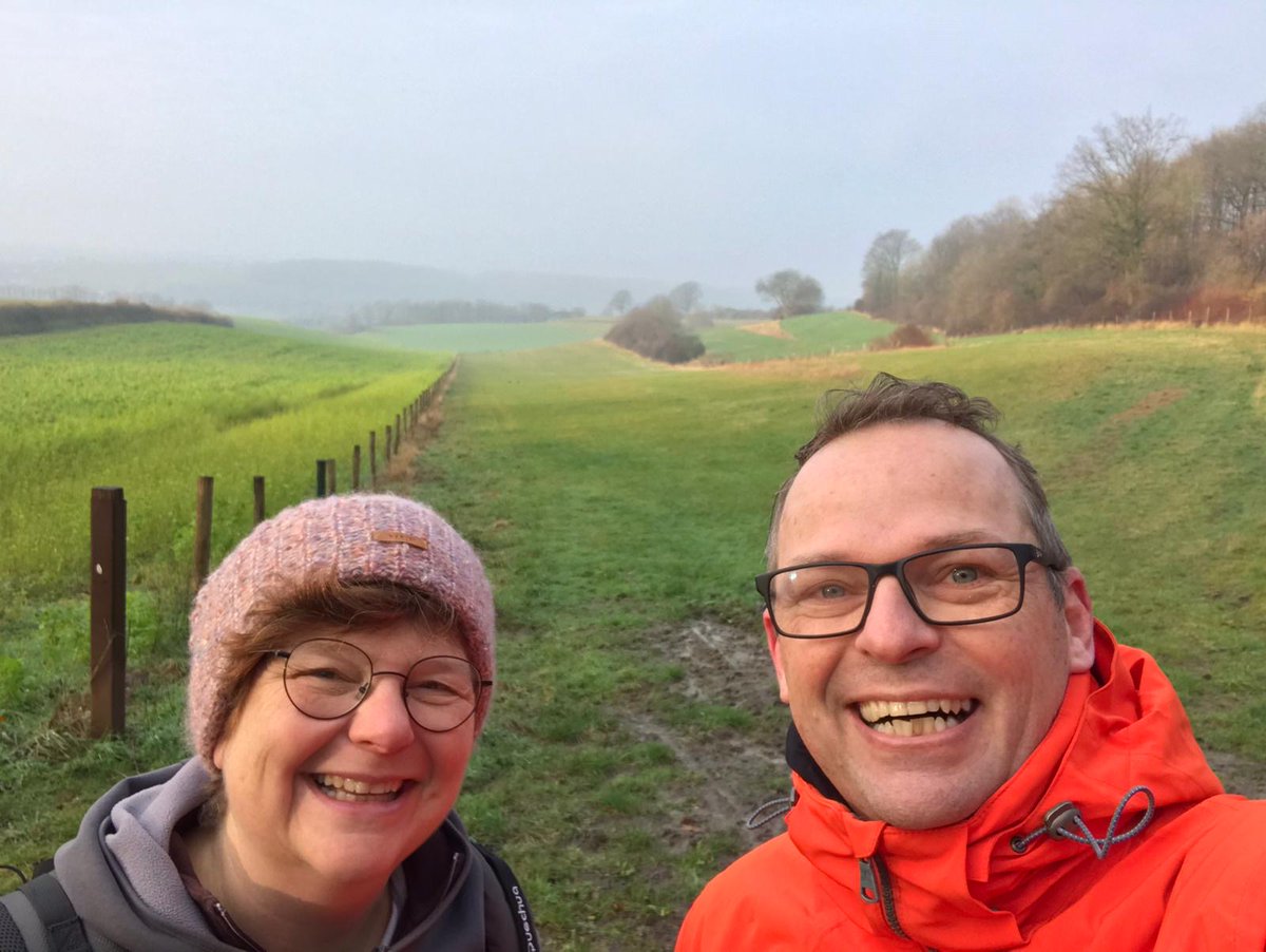 De Cammino della Fortuna is sinds 1 januari van start! De eerste meters van het 'Pad van Geluk' werden gelopen met onze eigen Eric: “Ik ben op avontuur! Vol vertrouwen en in overgave wandelen. Let the magic happen.” Lees het hele verhaal op: lauralazzarini.nl/cammino-della-… #wijzijnCredo