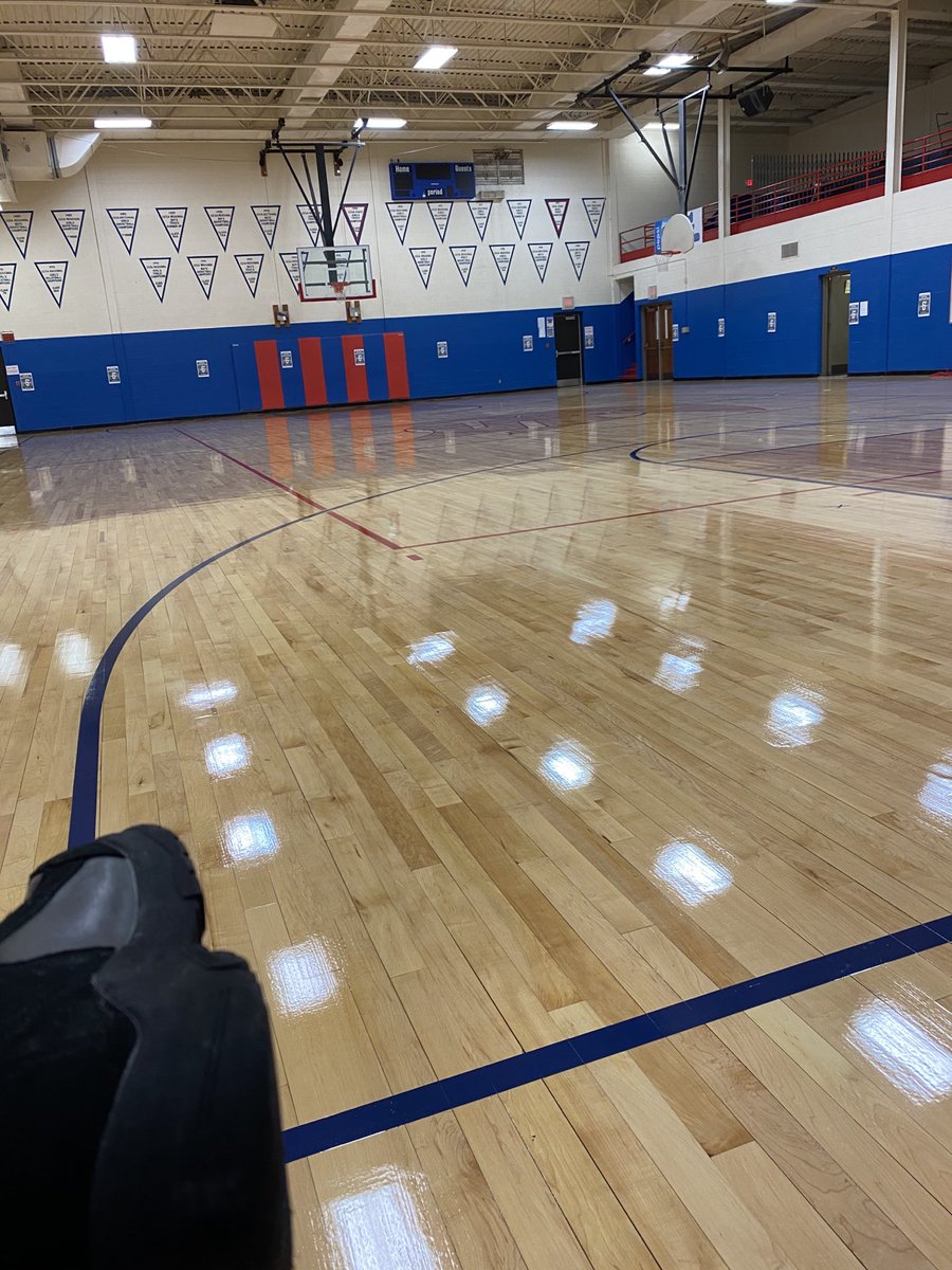 Zarello12's tweet photo. ⁦@msjh3ad_ap⁩ 
Can’t wait to have kids use this beautiful gym floor! https://t.co/awQFPNe6KG