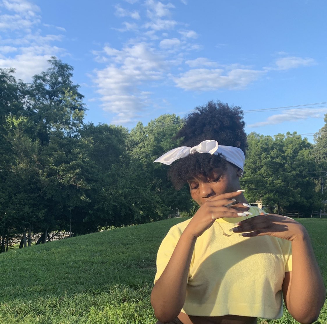TheFieldrApp's tweet photo. Aesthetic is everything. Today’s $10 Golden Field is Lifestyle! Show off your style in our FAIR daily contests and you could win cash! #lifestyle #creators #fieldr https://t.co/jwXfagnCDG