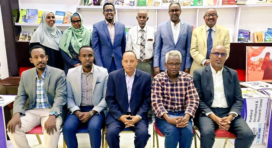 Aynte's tweet photo. A delegation from @HIPSINSTITUTE paid a courtesy visit to the office of its strategic partner @SomaliaPdrc in #Garowe following the successful #AFI2020. We learned a lot from the great peace-building & state-building work of the center over the past 22 years. #Somalia #Puntland https://t.co/ciUbScEGXi