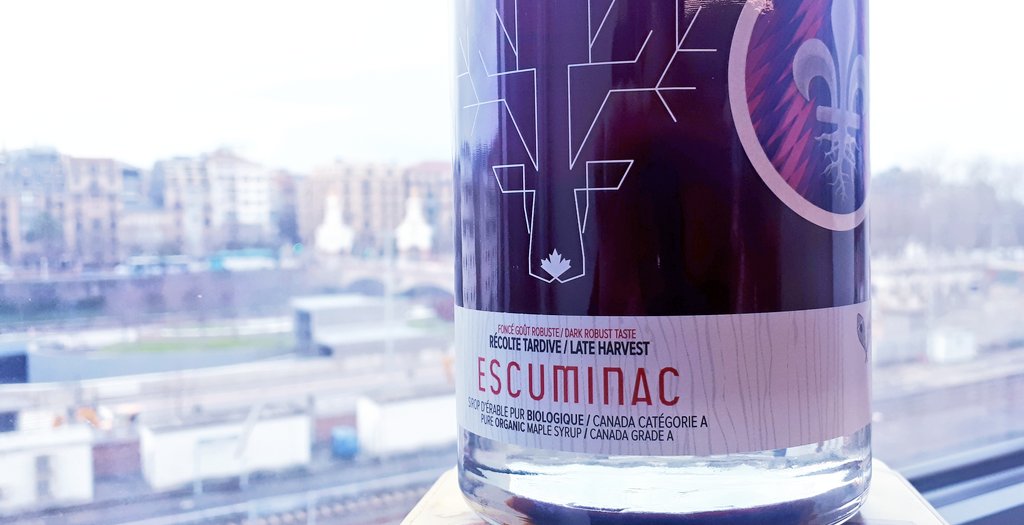 Imanol_Otaegi's tweet photo. Gaur eskuminak jaso ditugu #Quebec-eko gobernuaren partetik astigar ziroparen forman. #Escuminac Mi'kmaq hizkuntzatik datorrela diote. Ze ebokadorea😍!
#SaisonQuebecPaysBasque https://t.co/s71y6tLM9t