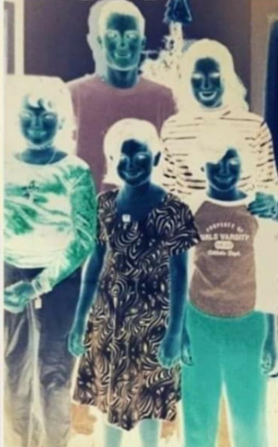 doit4revenge's tweet image. murder documentaries be like :

they were a happy family       until they weren't