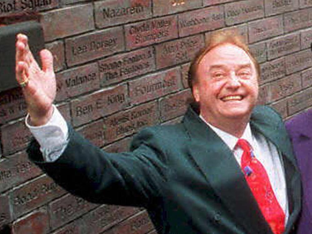 Gerry and the Pacemakers frontman Gerry Marsden dies