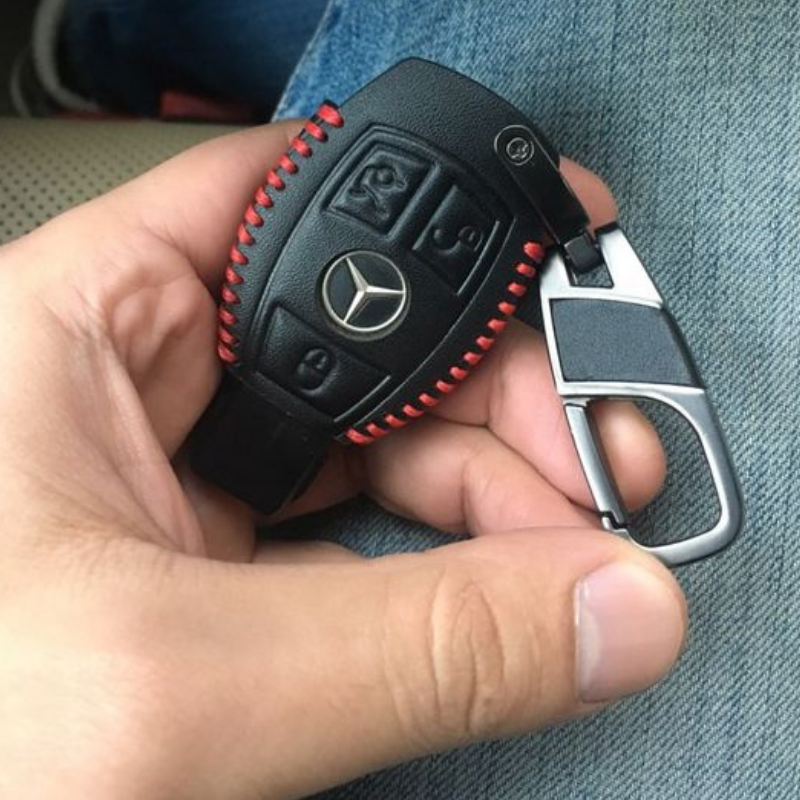 KeyProtek's tweet photo. It’s what you’re made of, not the circumstances.
❄️  ❄️⠀
⚫ Mercedes Benz Key Covers ⚫ ⠀
•••⠀
#mercedes #mercedesbenz #mercedes_benz #benz #benzema #CL500 #AClass #CClass #SClass #mercedeslove #mercedeslife #mercedeslovers #keyprotek #carkeys #carkey #mercedesAMG #amg https://t.co/JVYjsQ1Ll1