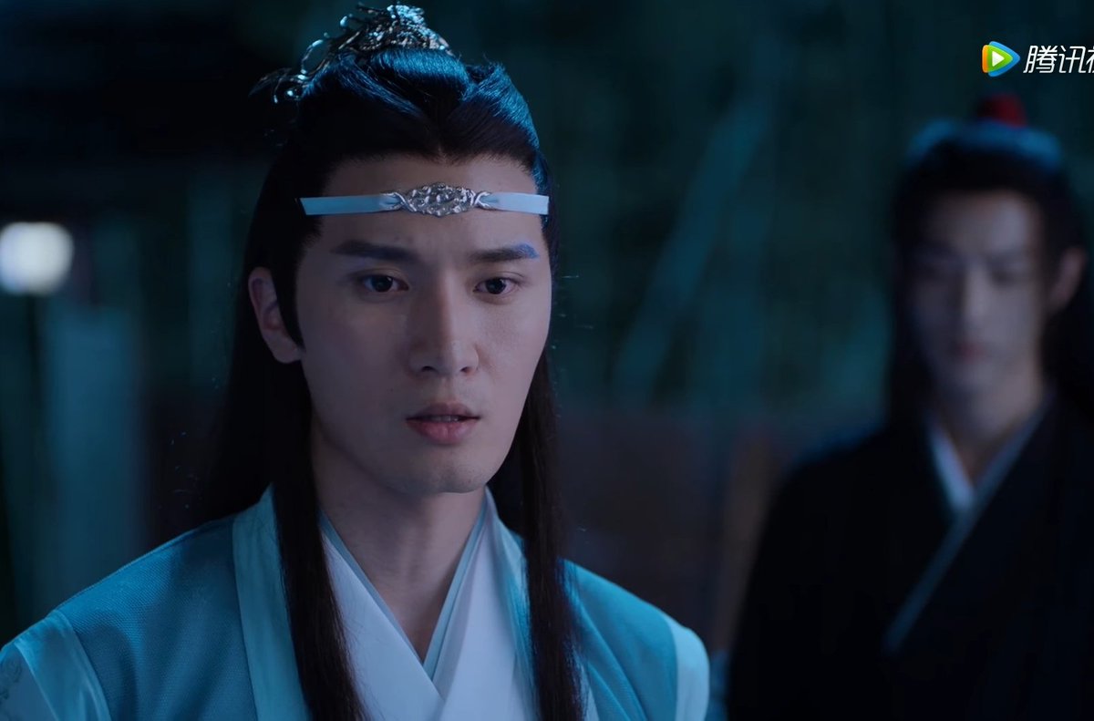 | — мы были слишком малы, чтобы понять, что значит "не стало". мы лишь знали, что мама больше не вернётся, а дверь никогда не откроется. |