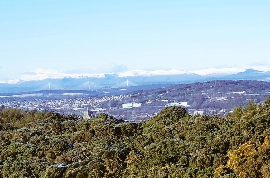 sioconnell1's tweet photo. Glorious #Edinburgh #Scotland so grateful to have been able to #callthishome through the pandemic ❤❤❤ https://t.co/hybXrhYjQJ