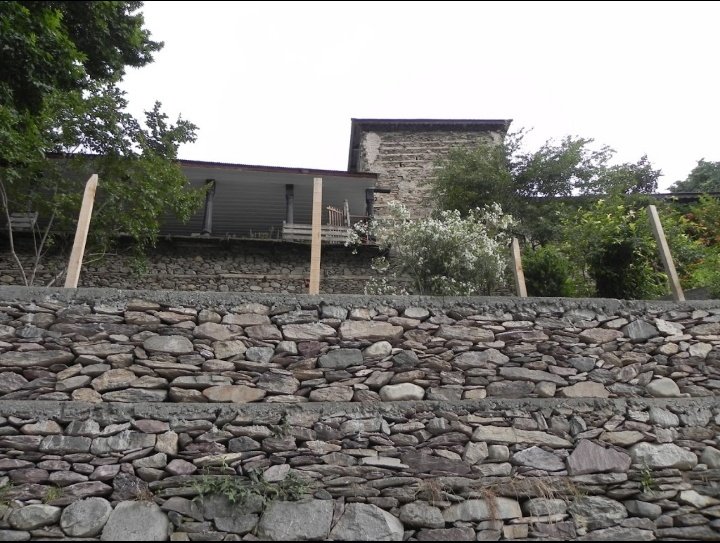 Nagar FortBuilt in the early 1900s as the winter residence of the ruler of Chitral, Mehtar Shuja ul Mulk.Located on the banks of the Kunar River.