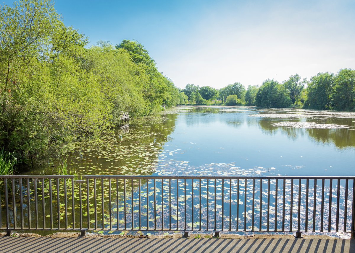 Green space has never been more important, whether it be for exercise, a casual stroll or to socialise, which is why all our homes at Victory Fields in Berkshire are surrounded by over 95-acres of outdoor space. Visit our website today to find out more. bit.ly/3aGKrHu